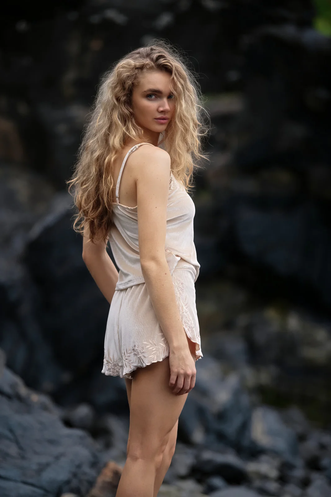 Hendrix Shorts - Cream - Image 7