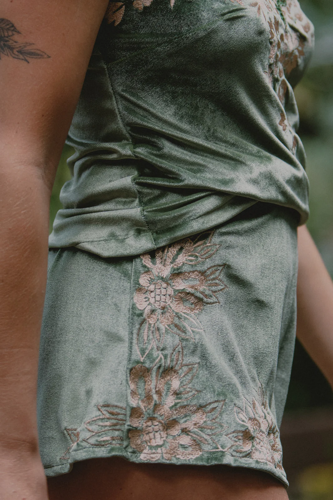 Hendrix Shorts - Moss - Image 3
